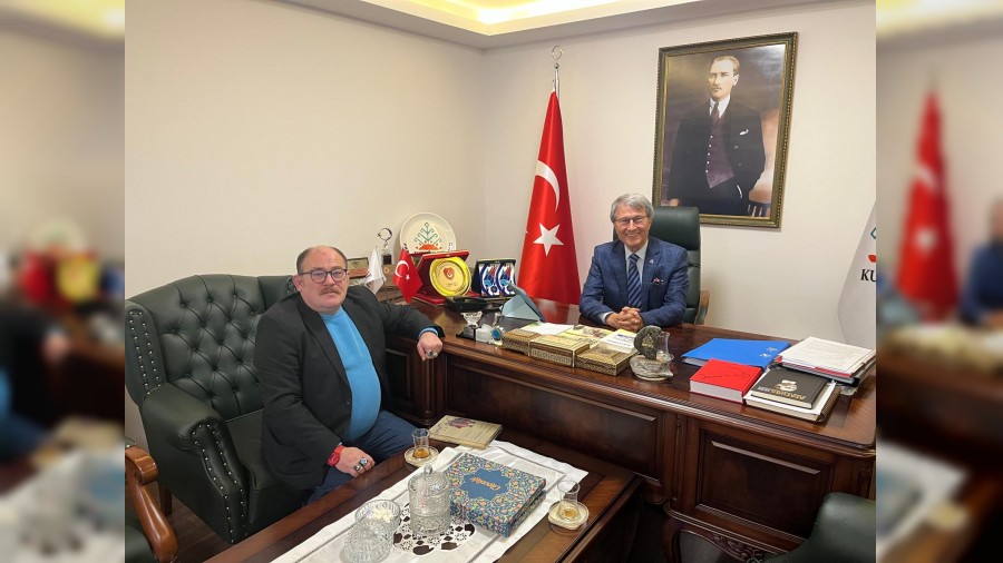 Milli Kimlik, G��l� Devlet, Kutlu Parti