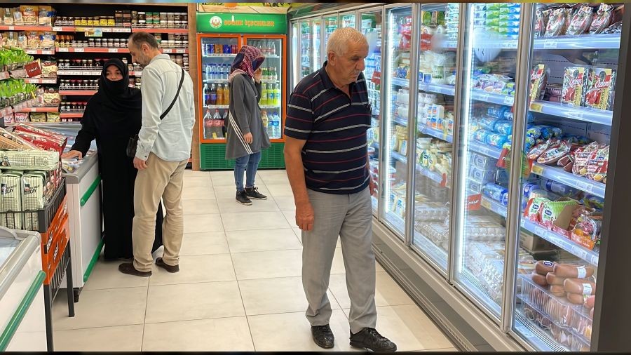 Mutfak cayır cayır yanıyor