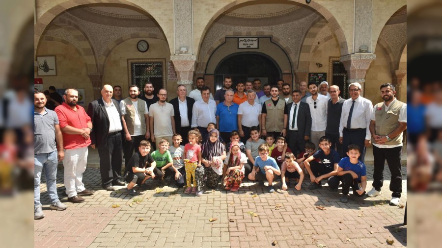 Davutolu'ndan Bursa'da orman yangn ars:  Milli seferberlik ilan edilmeli