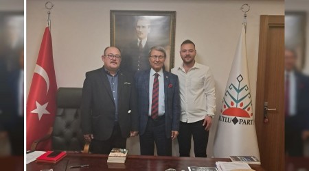 Hocalarn Hocas Yusuf Halaolundan 3. Gz Medyaya zel aklamalar