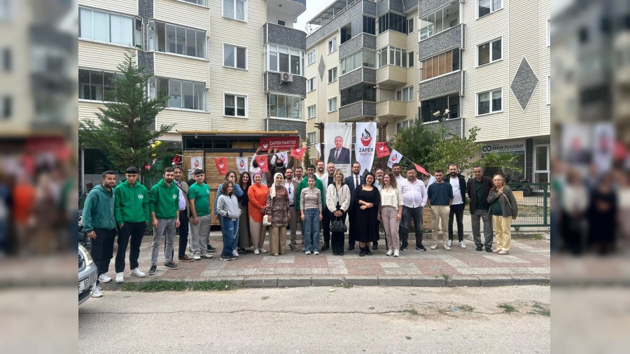 Zafer Partisi Orhangazi Aileleriyle Kahvaltda Bulutu