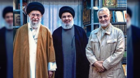 Ali Hamaney, ran'da Gei Srecini Ustalkla Ynlendiriyor