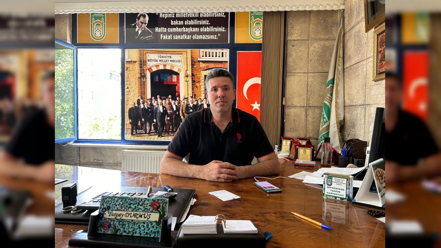 B�R TURGAY DURMU� KLAS��� DAHA Binlerce �ocuk bayramda k�yafetsiz kalmad�