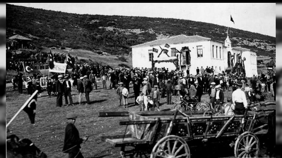 10 Eyll: Orhangazinin Yeniden Douu Kllerinden Doan Bir le