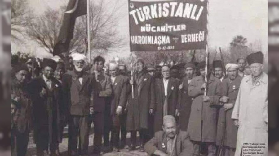 �ANAKKALE SAVA�INDA DO�U T�RKISTANLILAR