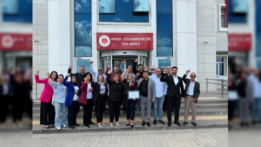 Zaferin Mimar Berna l Mazbatasn Ald